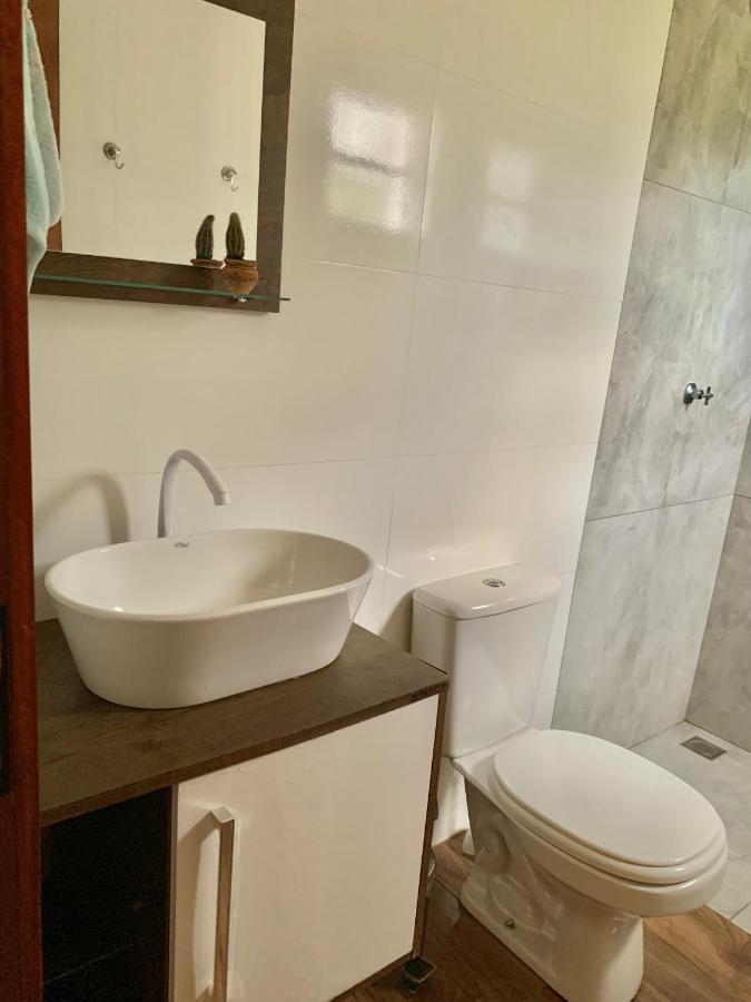 Chale Com Jacuzzi Vista Do Lago Alexania Exterior foto